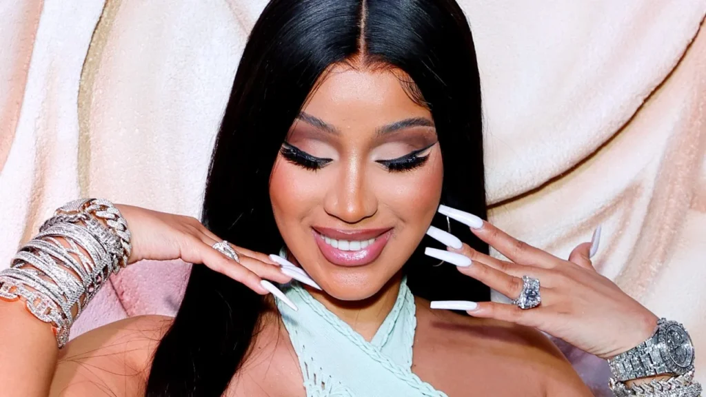  Infographic of Cardi B’s 2026 biography, career highlights, albums, hit songs, awards, net worth, personal life, and fun facts.